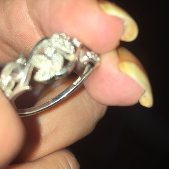 Macy’s Diamond ring size 9 - Picture 4 of 4